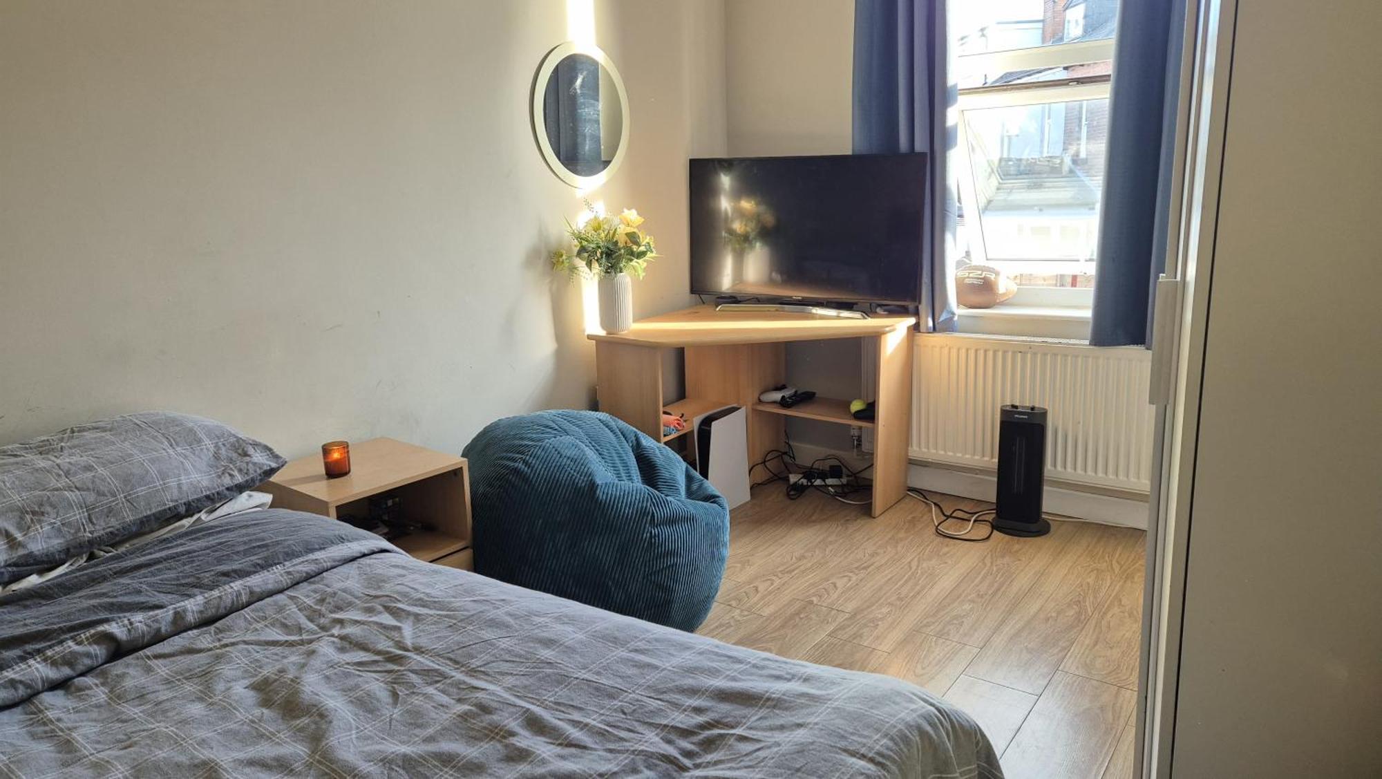 Cozy Ventilated Sheffield